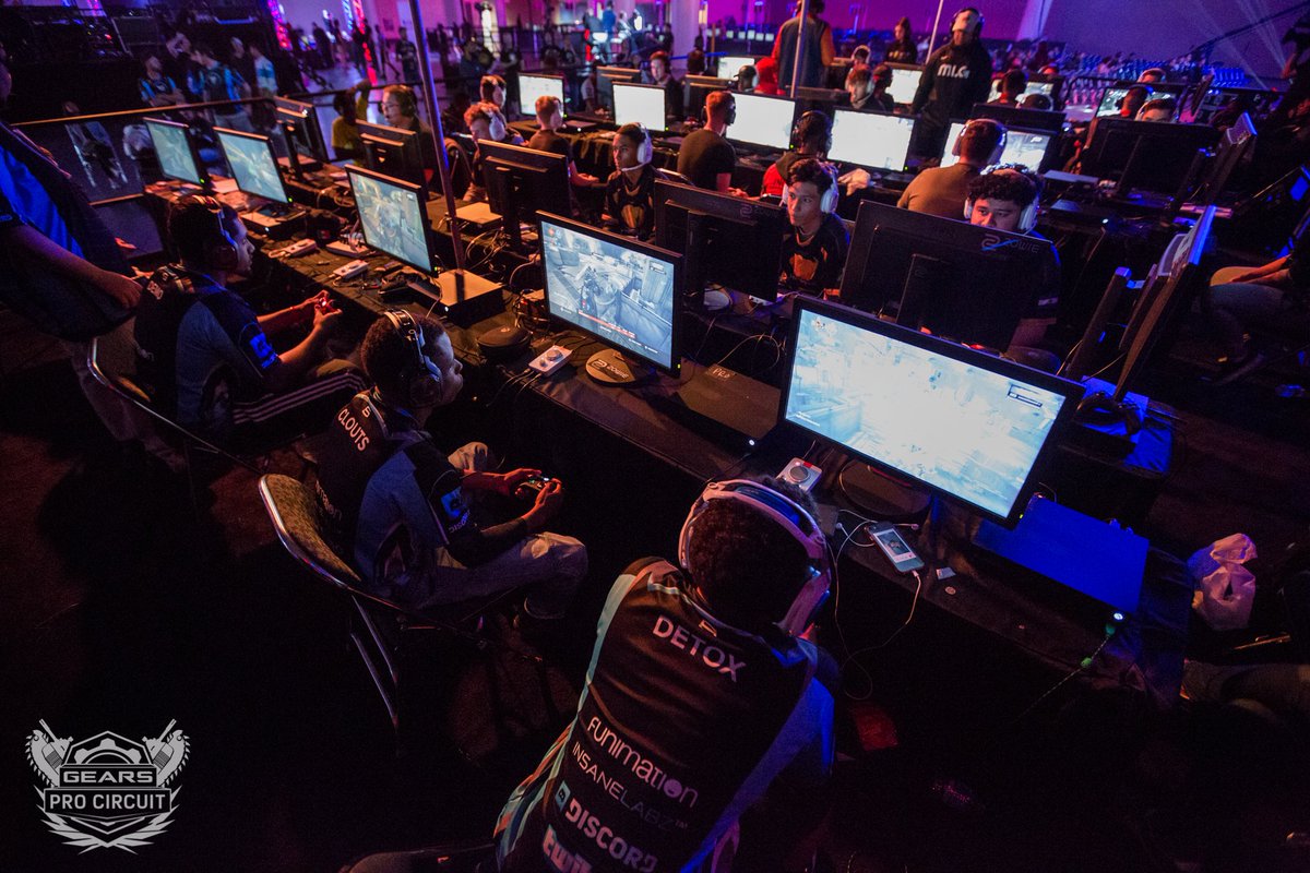 GearsEsports's tweet photo. More off-stream updates:

@TheGosuCrew 2-0 @Nimbus_GG 
#EUsFinest 2-0 @BitterSweetGG

That should see both winners into the Winners Bracket!

The final 4 pool games are underway now. https://t.co/ufYwtPSQ4x
