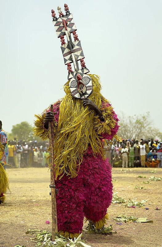 7)  #VisiterLeBurkina Les différents festivals de masques dont celui de #Dedougou valent largement le détour. #Burkina #ouaga
#RebrandingBurkina #RAF2018 #EconomieVerte #InvestirAuBurkina #lwili #Tourisme