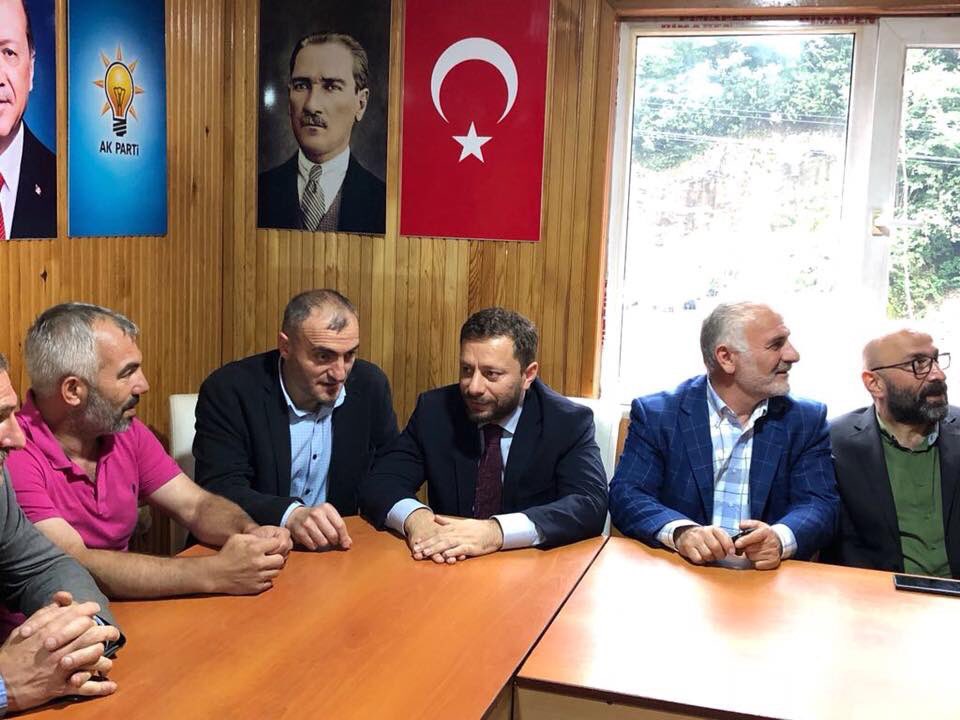 Çamlıhemşin ilçemizde teşkilatımıza ve esnafımıza teşekkür ziyaretleri gerçekleştirdik. #VakitRizeVakti #VakitÇamlıhemşinVakti #MuhammedAvcı