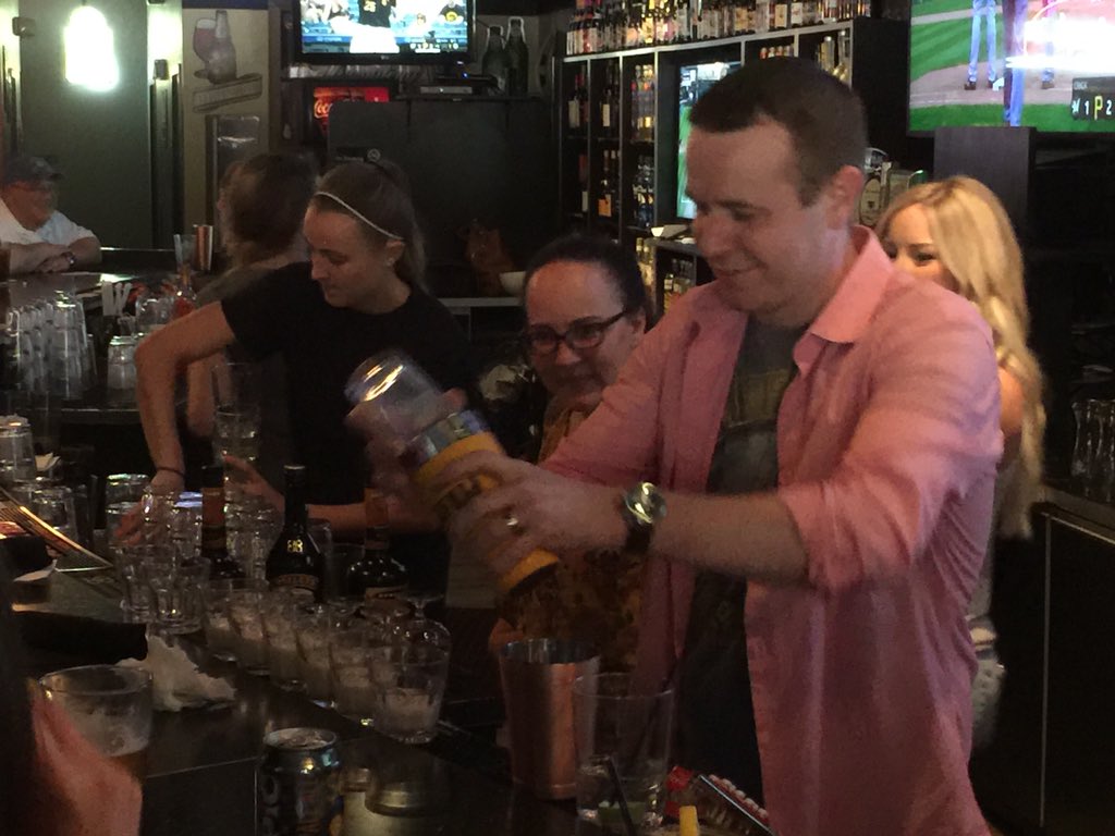 .<a href="/forsythe_raquel/">Raquel Forsythe</a> and <a href="/macky_neal/">Matthew D. Neal, MD</a> guest bartending along with Matthew Rosengart at <a href="/HalsBarAndGrill/">Hal's Bar and Grill</a> to raise money for <a href="/StopTheBleed/">STOP THE BLEED®</a> #stopthebleed <a href="/DBertoty/">David Bertoty</a>