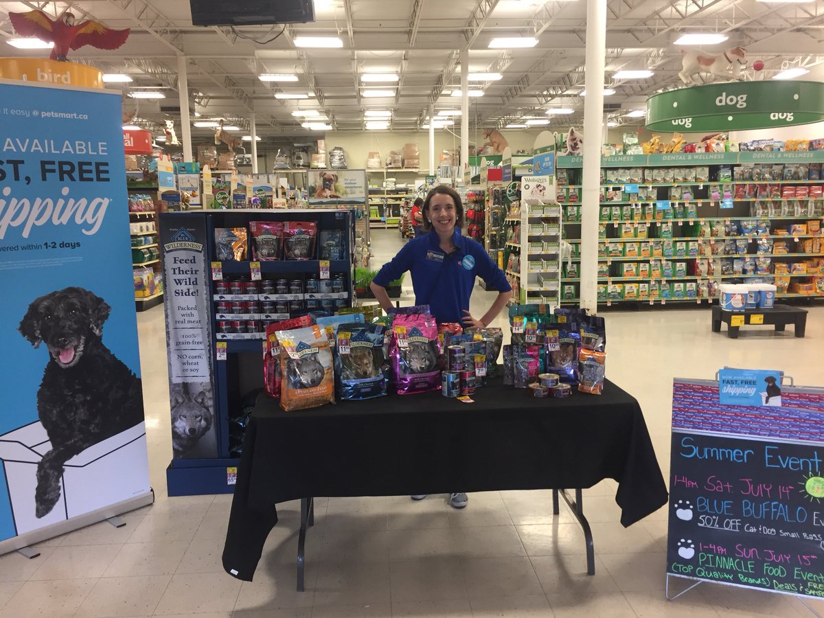 David_Dresser's tweet photo. Come on over to @PetSmart today and enjoy some absolutely amazing deals on @bluebuffalo ! #petsmartevent https://t.co/K2PT8xd5Rg