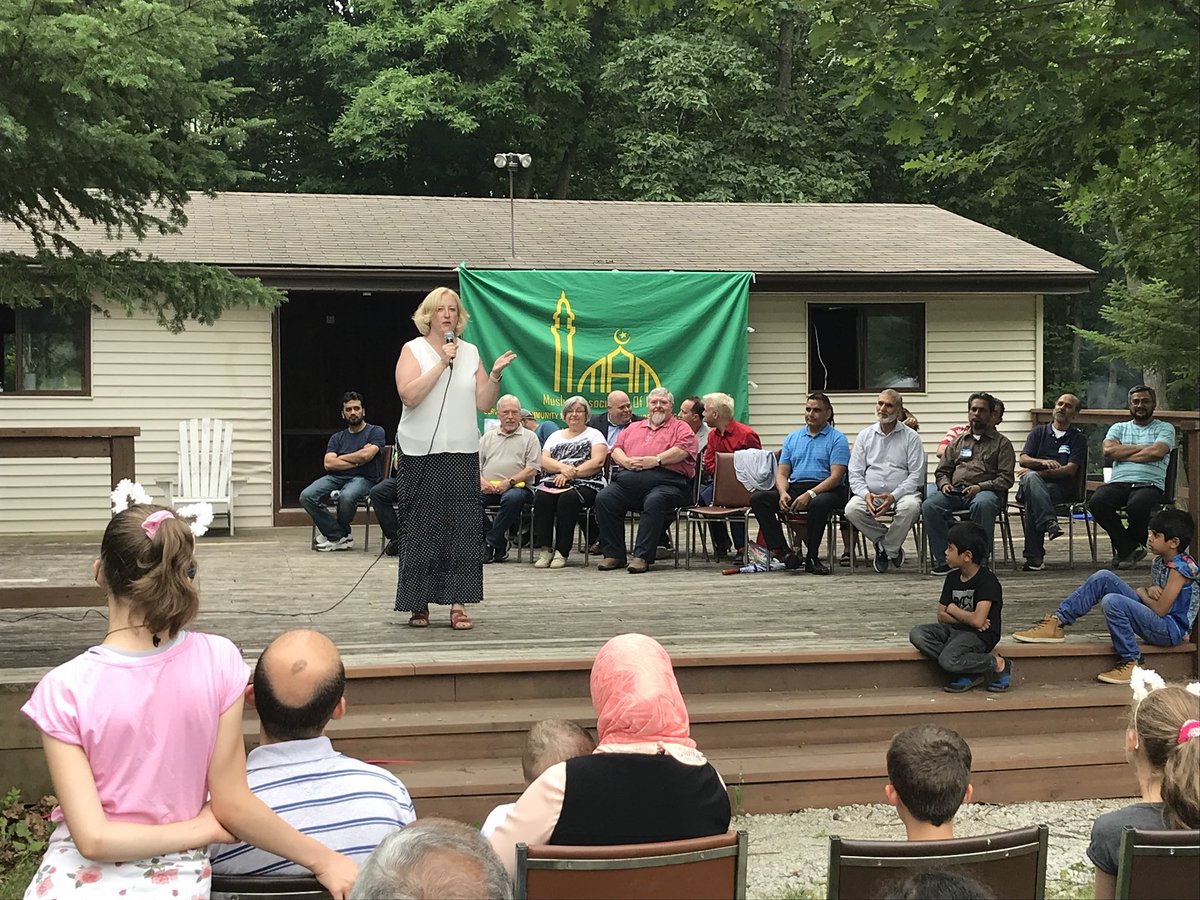 ParmGill's tweet photo. Great BBQ today hosted by the Milton Muslim Association! Amazing support for the Milton District Hospital Foundation. #Milton #MDHF https://t.co/1j4CVqaBEf