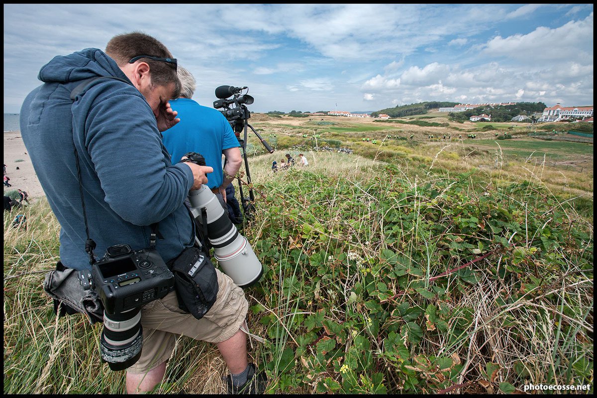 GarethHarper1's tweet image. Whilst thousands protest in Edinburgh, Donald Trump enjoys a round of golf at his Turnberry hotel.  But the question remains – who’s footing the bill for The Donald’s Scottish jolly.  
@SACC_Campaign 
@ScotStopTrump
@forfoxsakery
@corravare 
#TrumpProtest
#Turnberry