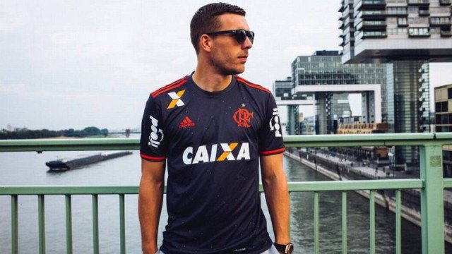 ColunadoFla's tweet photo. Da Copa Mundo da Rússia, Podolski manda recado para torcida do Fla: "Segue o líder" - https://t.co/9d1gUBIT07 https://t.co/QDDwWZSqzg