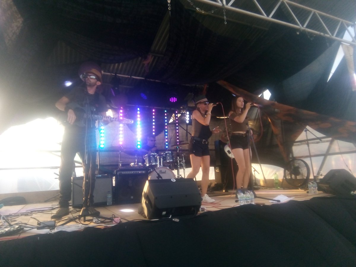 Feeling the #love <a href="/FestSnooky/">SnookyFest</a> #local #charity #festival in #Dawlish. On top of the world boogying to <a href="/NUMBMUSIC/">N.U.M.B.</a>! Reminiscing of their heartfelt set @ last year's #OffGridFestival #devon