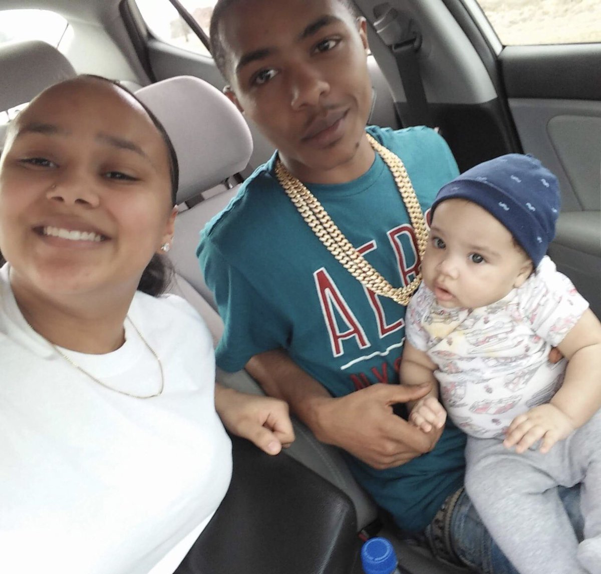 BeautifulandRED's tweet image. Still Don’t Seem Like You Gone. #LongLiveTony 🕊 😇 I Know Yu Watchin Over Zayn!