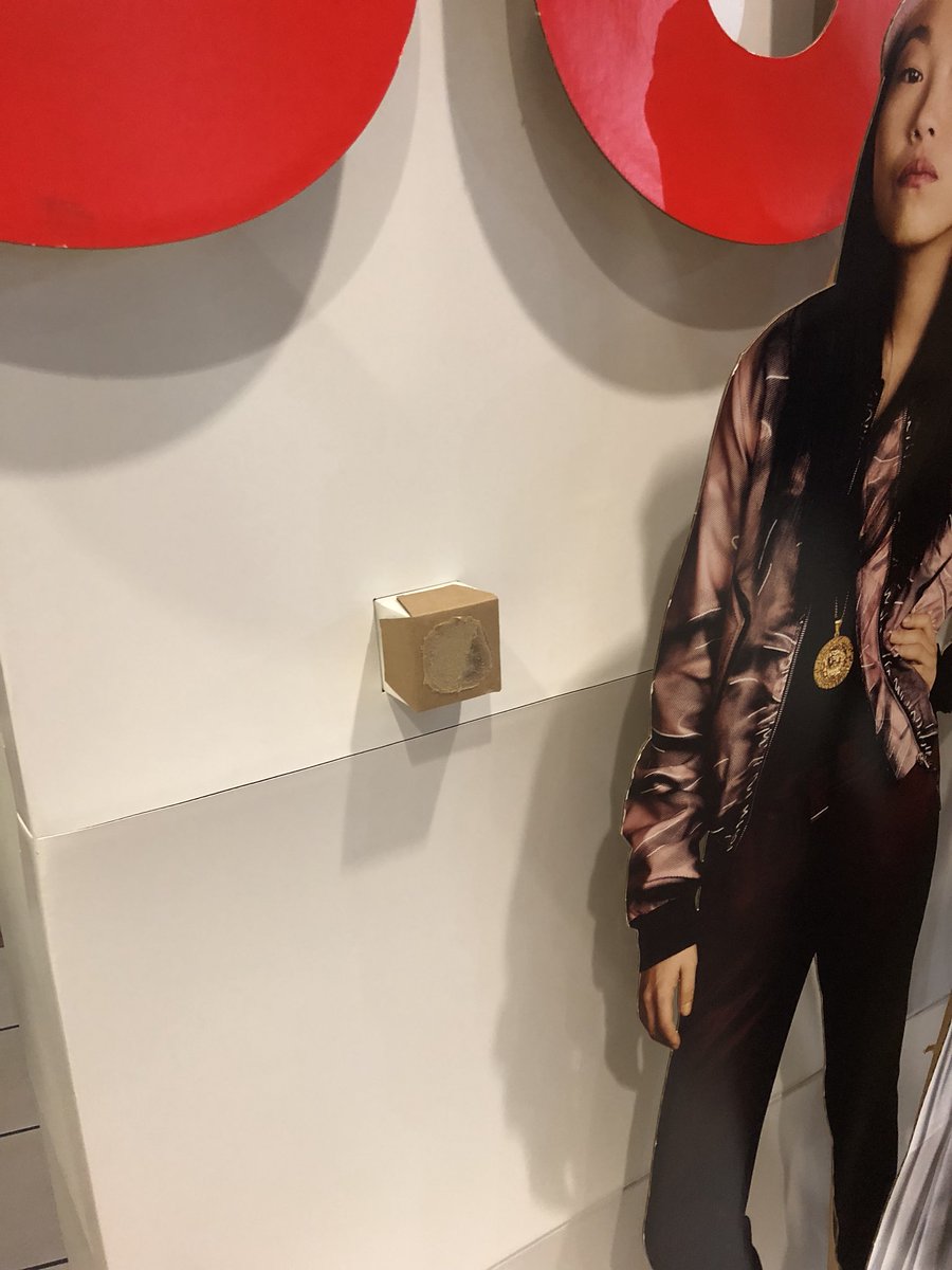 slimjosa's tweet photo. somebody just stole rihanna from the ocean’s 8 stand at my theater lmao https://t.co/KwfUBw0B1F