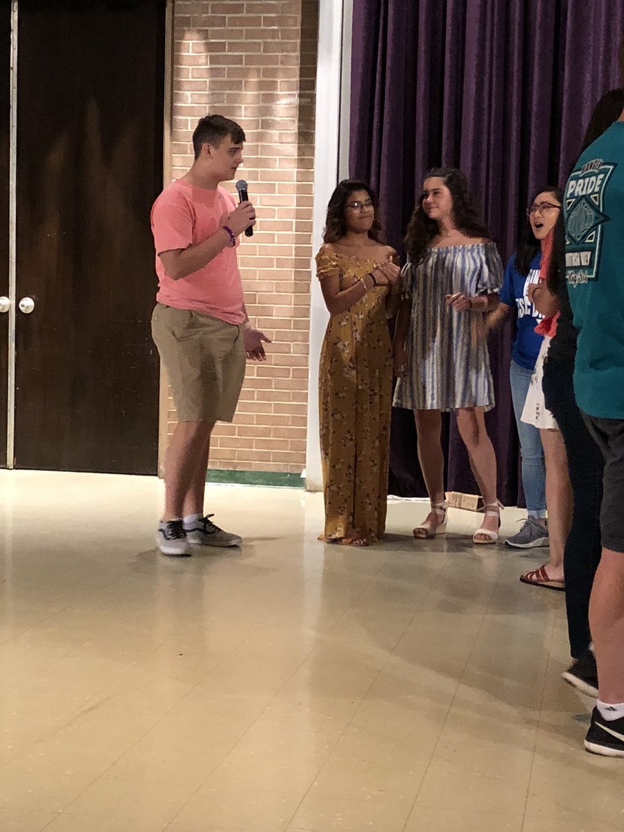 STUCOBHHS's tweet photo. Skit night! #discovertascsfa @TASC_StuCo https://t.co/S1GOrfTaZi
