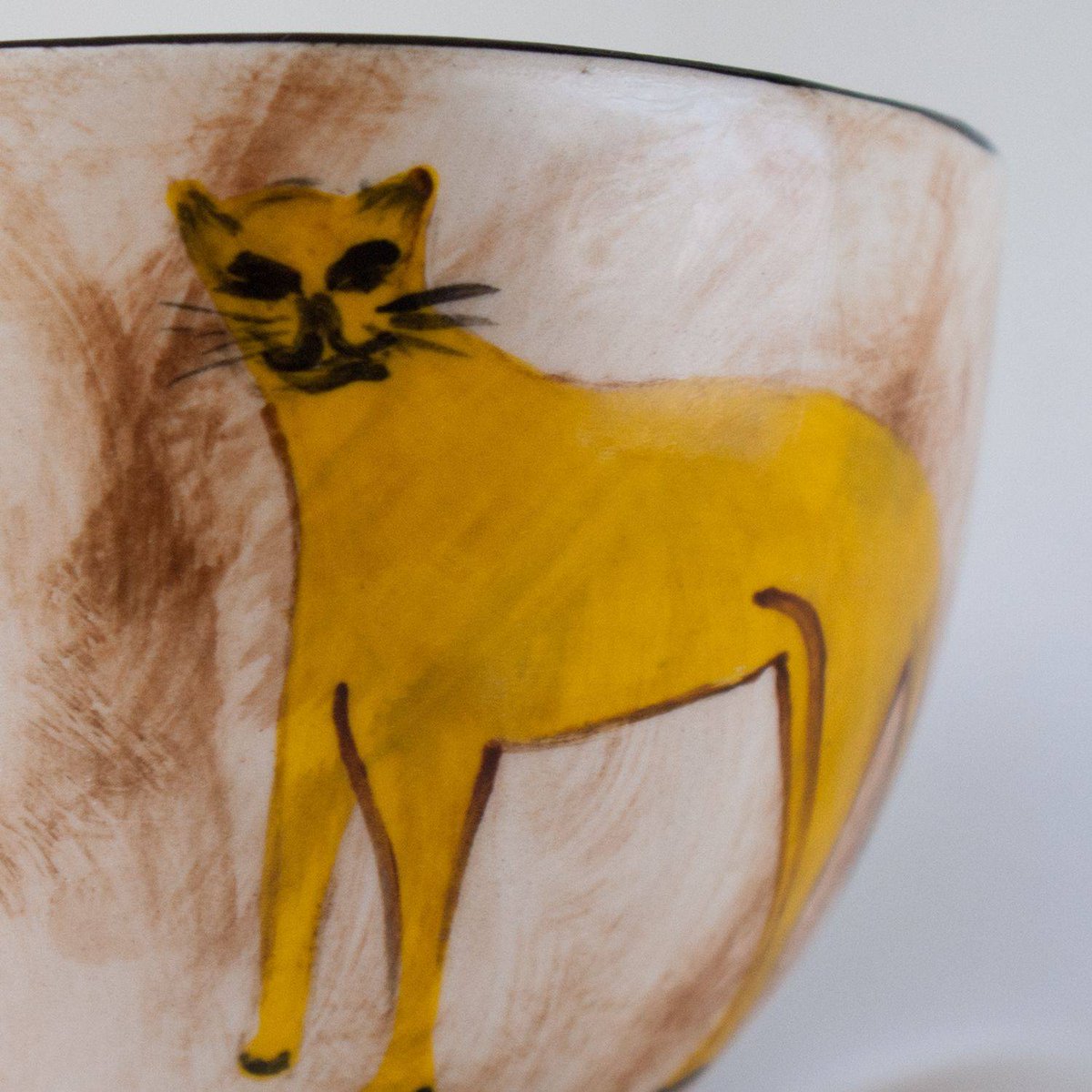 manduwe_com's tweet photo. Cup Saucer and Tea Spoon by Elsona Hand-painted https://t.co/uviczjeYwa #authenticafrica #manduwe https://t.co/2G989lvGlt