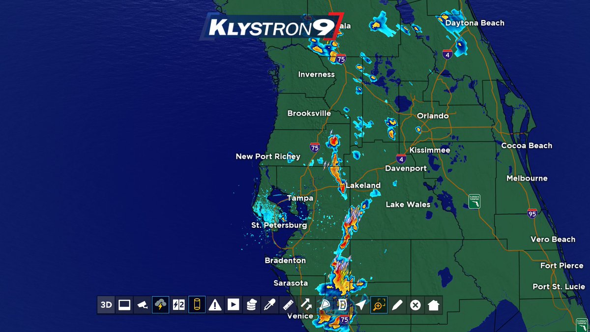 Diane Kacmarik: Heaviest storms at 4:54 pm are in E. #Manatee, SE #Hillsborough and SW #Polk Counties #FL. Storms are moving little.