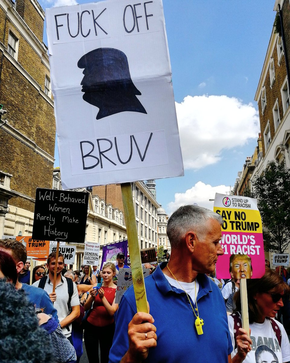 pablonav1's tweet image. This was probably my favourite placard at yesterday's fantastic London #protesttrump against #TrumpVisitUK I feel it really captured the mood.