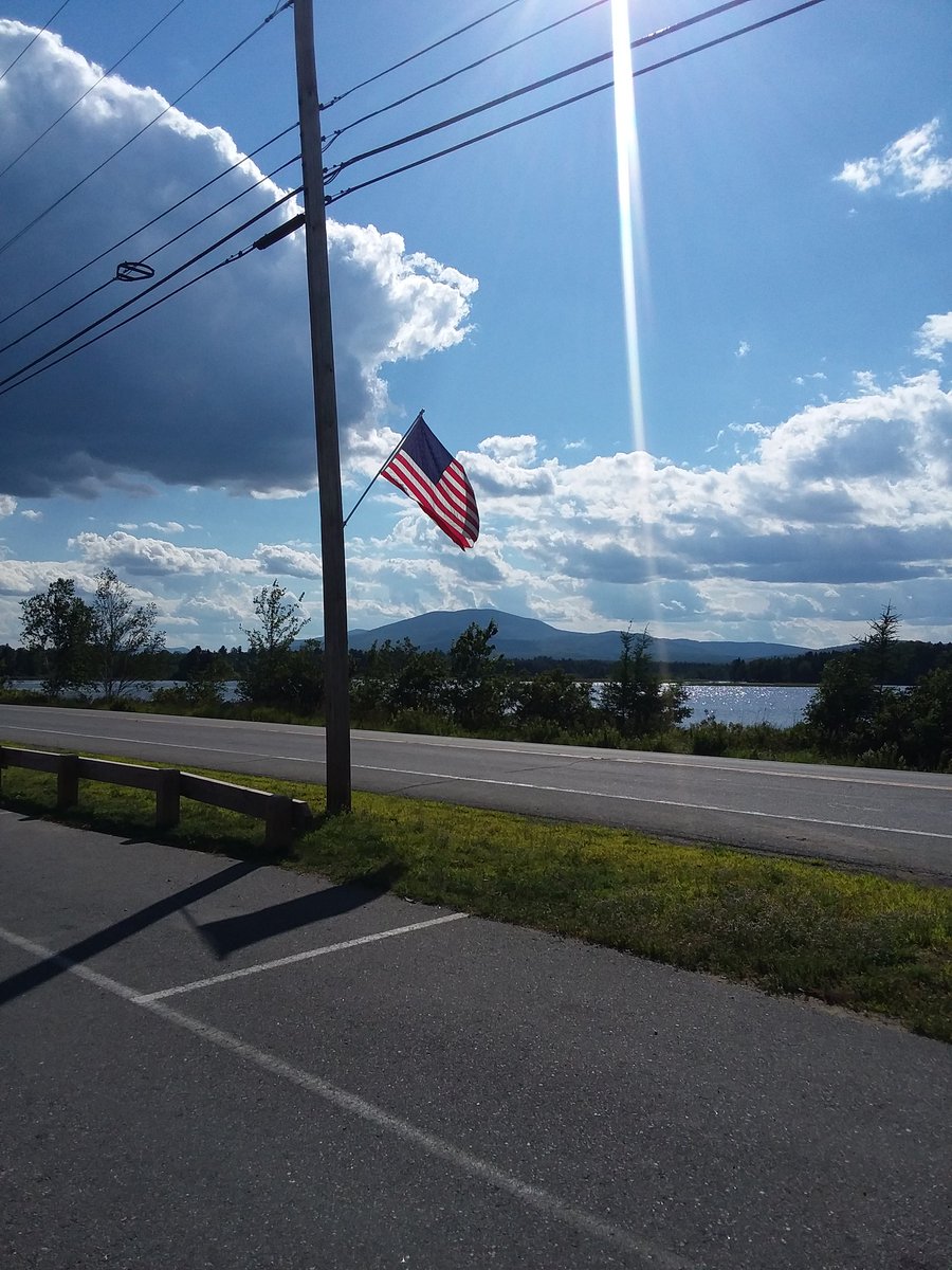 MainelyRob's tweet photo. Some of my favorite pics from this weekend in up north. #Maine #Eustis #FlagstaffLake #WireBridge #NewPortland #DeadRiver https://t.co/A2eGhQZSNC
