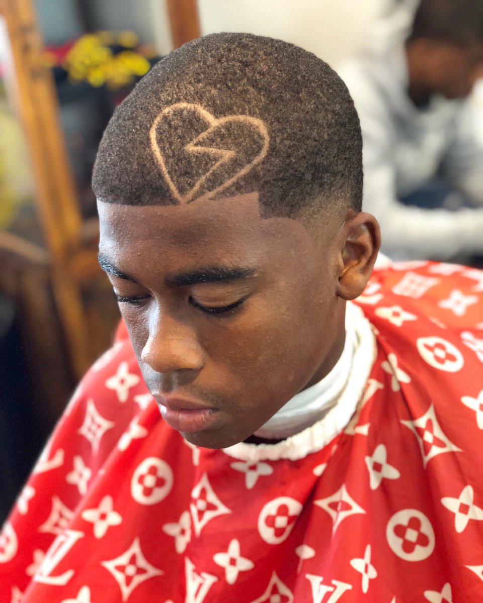 colecutzbrand's tweet photo. โฅ๏ธ ๐
Book now๐๐ฝ https://t.co/Cbk7USIsJd
#colecutz #ownyou #barber #fadedbycole #barberlife #art #artistlife #hair #haircut #blendplug #fadeplug #shapeupplug #barbering #barberingartist #barbershopconnect #colecutzbrand #houstonbarber #motivation #barbershop #colecutzbrand https://t.co/HXgfxeISAO
