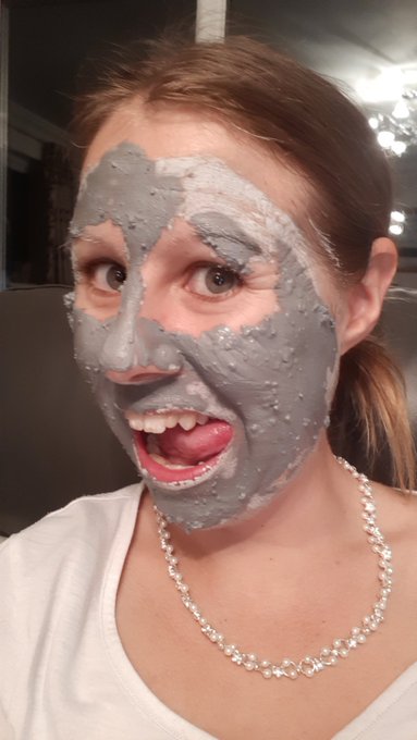 Got me a face full! https://t.co/uG9sNUqTjX<a href="/tag/manyvids"class="tags"><span>#manyvids</span></a>