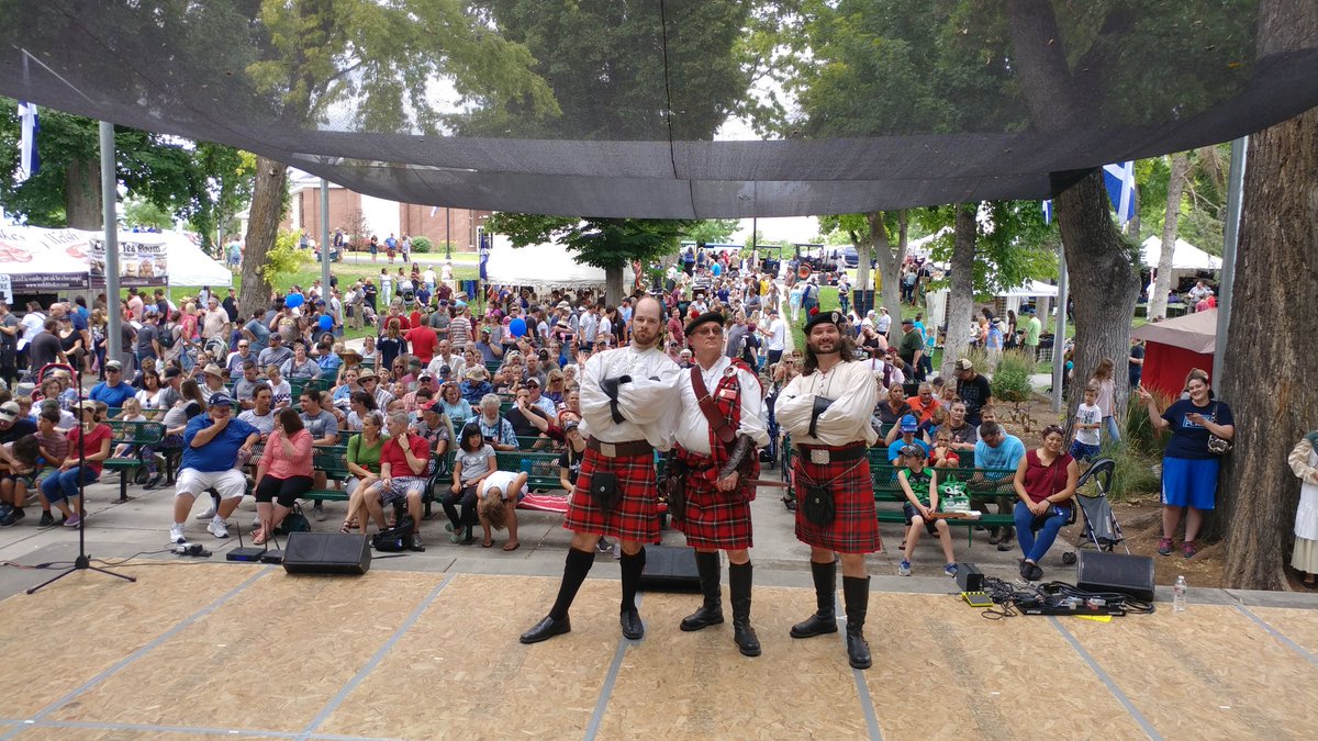 DuelingMasters's tweet photo. We had a great audience at the Payson Scottish Festival! #paysonscottishfestival #themastersofdueling https://t.co/JeYknxZEqg