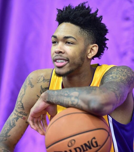 Abro hilo, con algunos de los mejores GAMES de Brandon Ingram en la pasada temporada...(disfruta) #LakeShow