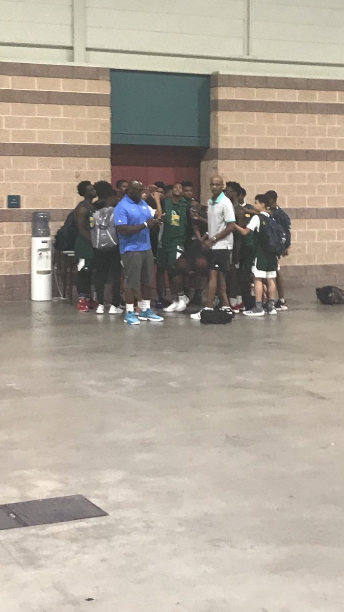 Role Model Sports (@rolemodelsports) on Twitter photo Role Model Elite 15u finished 2-0 today at AC JamFest. Omari Banks had a monster 1st game finishing with 28pts 6Asts 4stls 0 turnovers. <a href="/TheHoopGroup/">Hoop Group</a> Role Model Elite 15u finished 2-0 today at AC JamFest. Omari Banks had a monster 1st game finishing with 28pts 6Asts 4stls 0 turnovers. <a href="/TheHoopGroup/">Hoop Group</a>