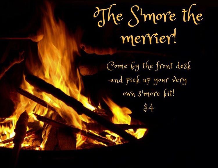 westernfronthtl's tweet photo. Who doesn't love S'mores?! Come by tonight for a S'more around the fire pit! #swva #westernfronthotel https://t.co/TE40zfOXxx
