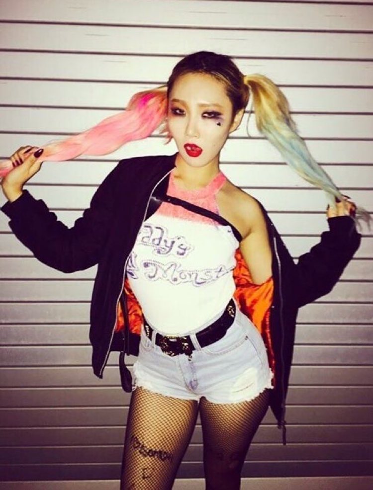 luvintention's tweet photo. [🃏]  let's put a smile on that face, baby? 

                  #VSFantasyParty https://t.co/tGKfKr9rj4