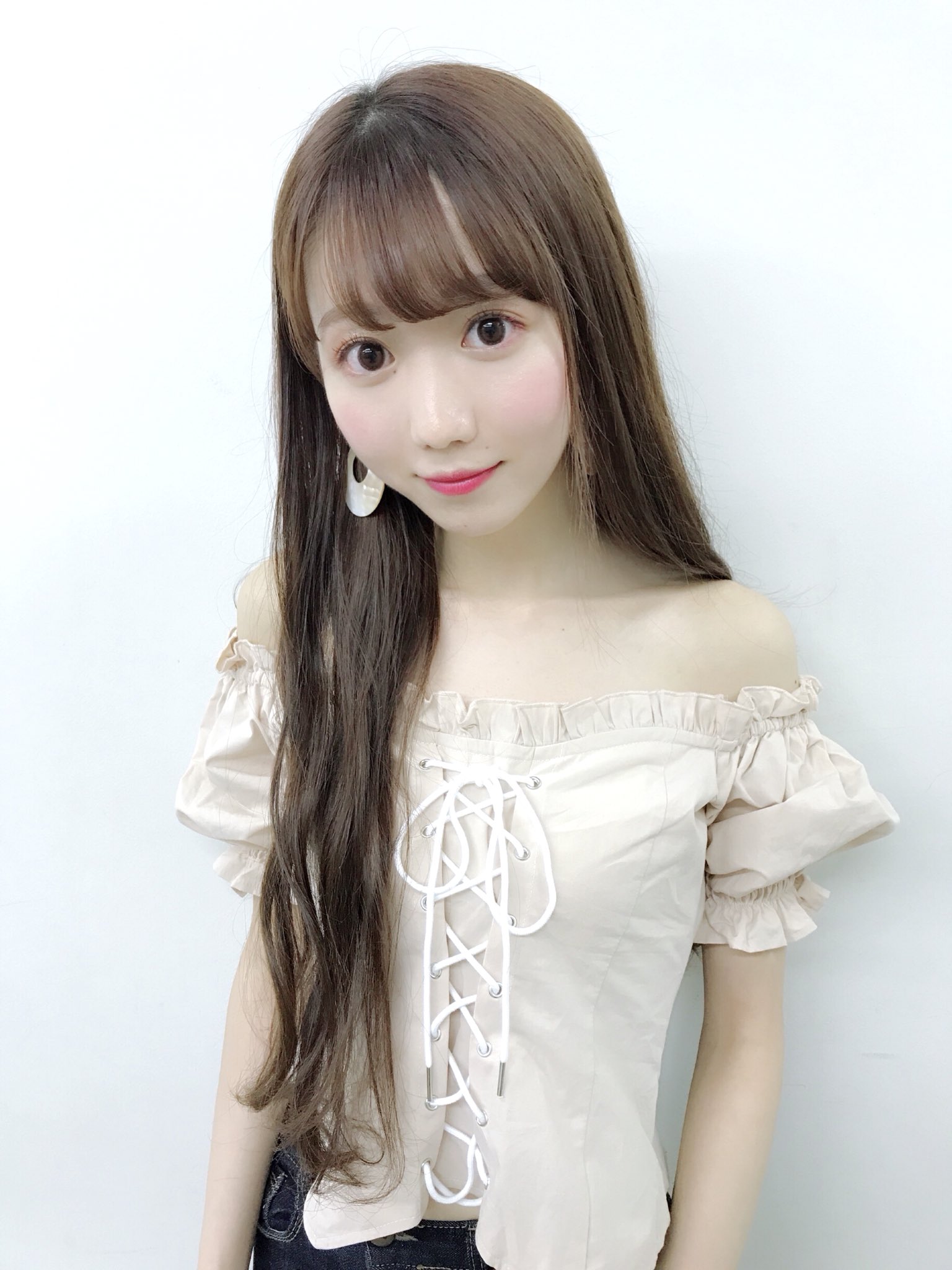 早い物勝ち！大谷映美里着用LIP SERVICEツイードリボンオフショルトップス 大谷映美里着用 LIP SERVICE ツイードリボンオフショルトップス
