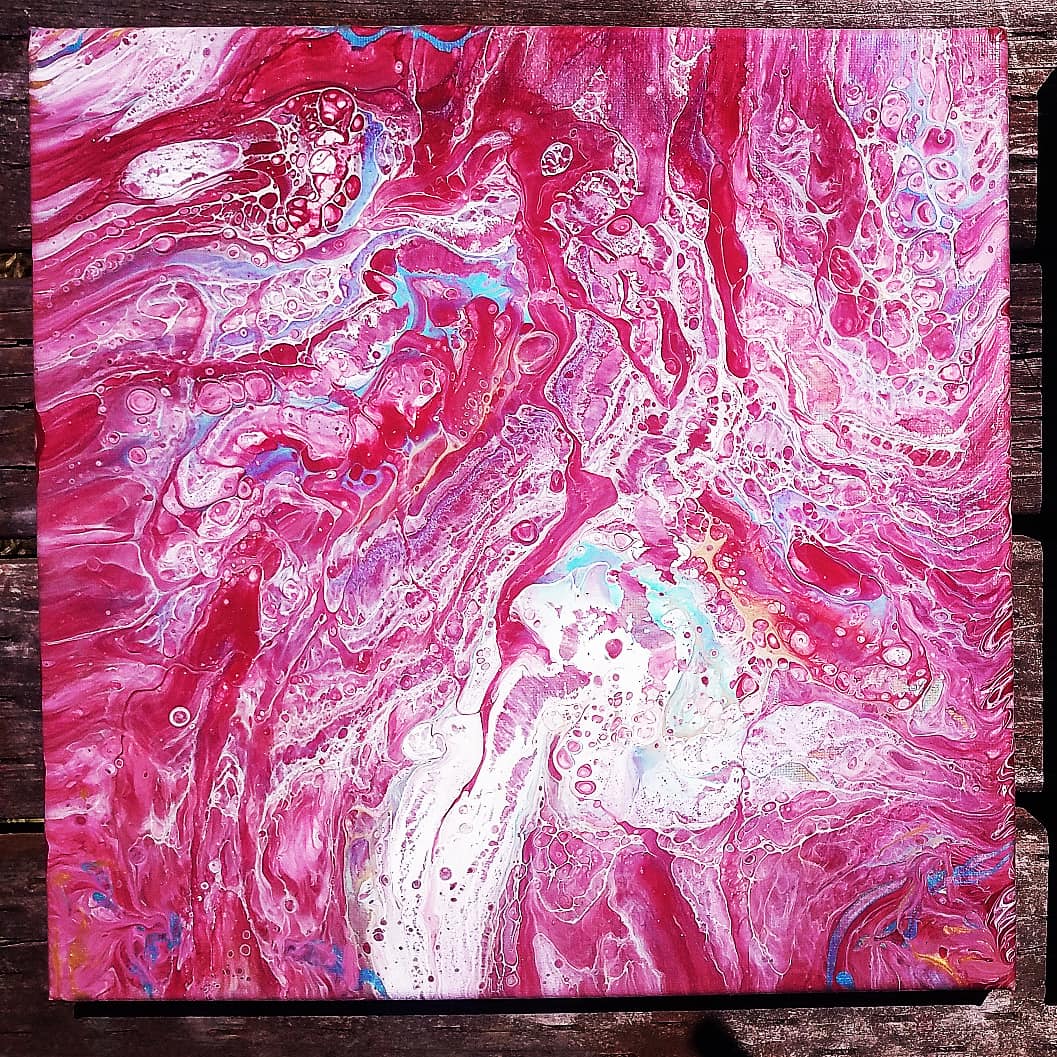 AprilCarlson's tweet photo. Playing with paint https://t.co/t8lMiVQg29