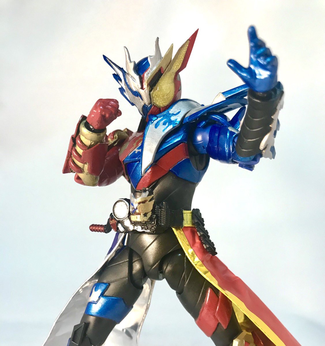Micro على تويتر さあ 最後の実験を始めようか S Hフィギュアーツ 仮面ライダービルド クローズビルドフォーム完成しました ハザードの後だから2週間 やればできるんだなw ラビラビのアーマースクラッチがキツかったのとマントの素材探しに苦労しましたw Micro على تويتر さあ 最後の実験を始めようか S Hフィギュアーツ 仮面ライダービルド クローズビルドフォーム完成しました ハザードの後だから2週間 やればできるんだなw ラビラビのアーマースクラッチがキツかったのとマントの素材探しに苦労しましたw