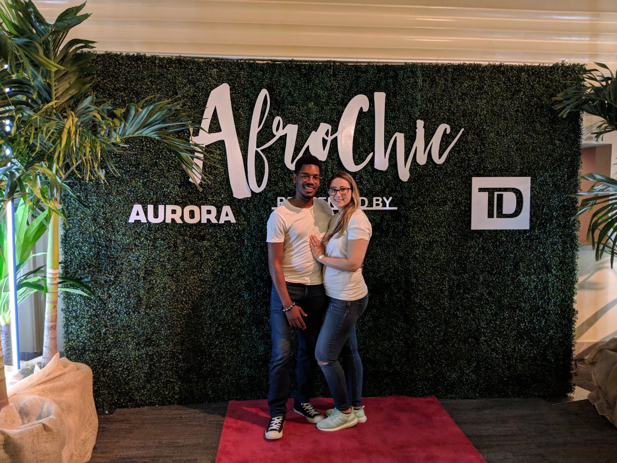 An absolutely amazing event, from the art, music, to the decor! #AfroChicTO  #AfroChic2018 #Aurora #TD