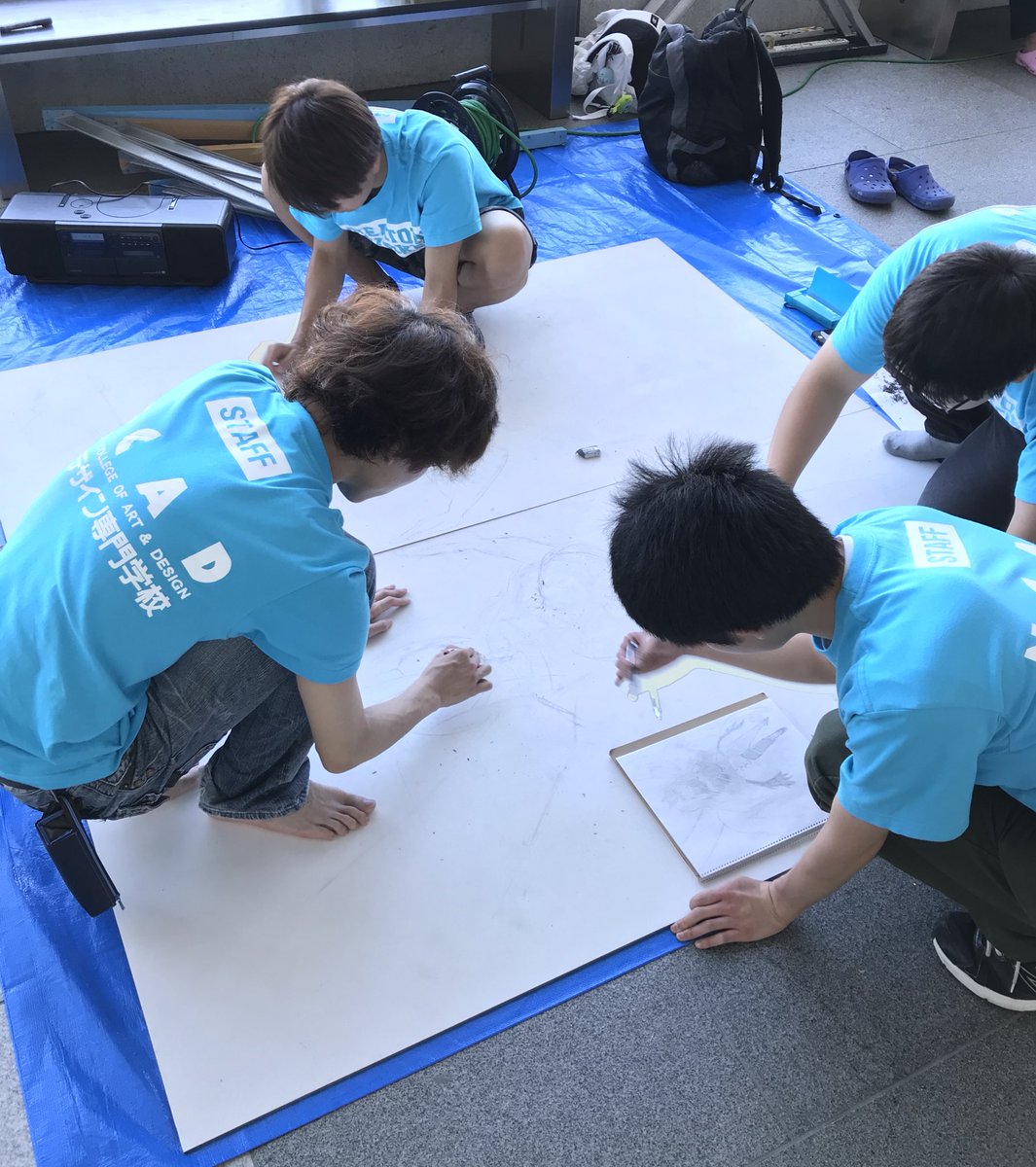 ncads06's tweet photo. ライブペイント準備中、順調です‼️

#NSG夏フェス #新潟デザイン専門学校  #ncad #クリエイターズマーケット https://t.co/AFkd5hOb29