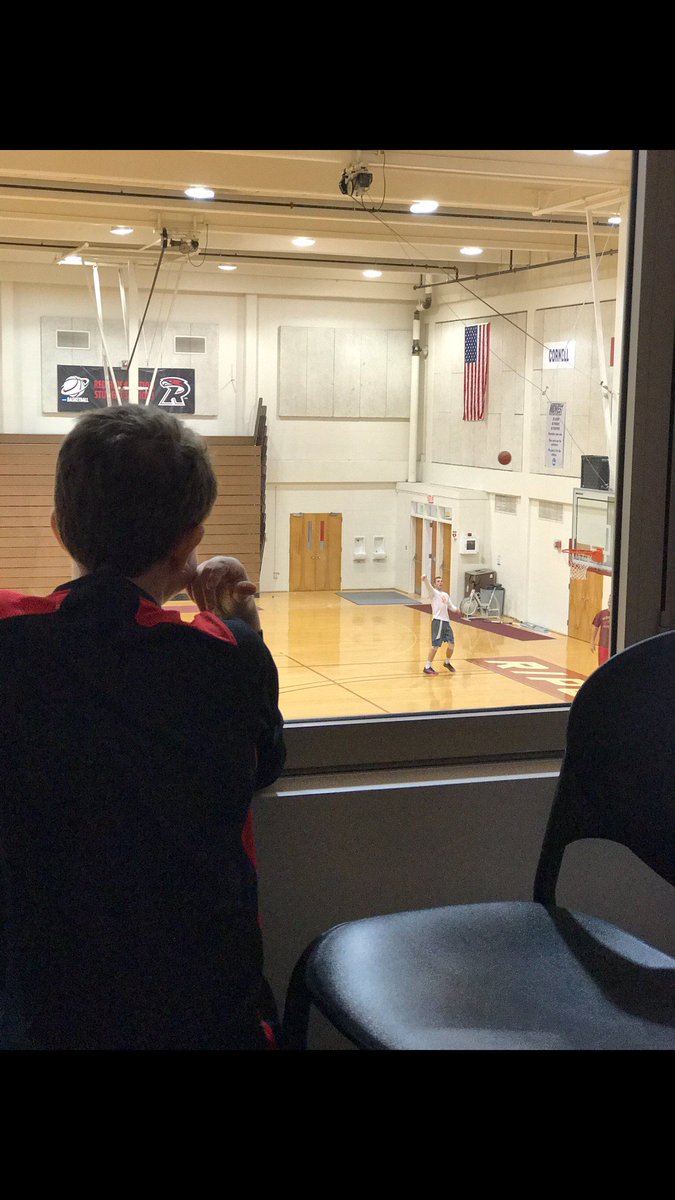 BethWestemeier's tweet photo. The Westemeiers are excited to watch @TSabs12 play tonight like the good old days! Thanks for being such a great role model! #WannaBeLikeTy 👍🏻🤗🏀 https://t.co/oaqFgVToH1