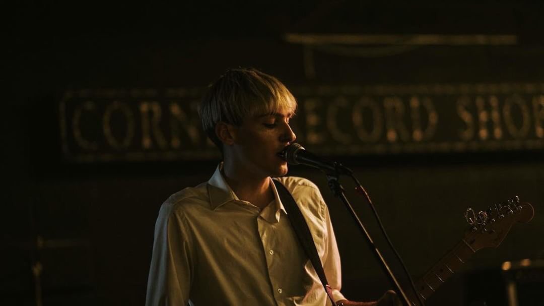 Dropping a new music video this Friday! Watch out😛  #indie #recordshop #fender #local <a href="/hopewaidley/">hope</a> <a href="/theskinnylimbs/">The Skinny Limbs</a>