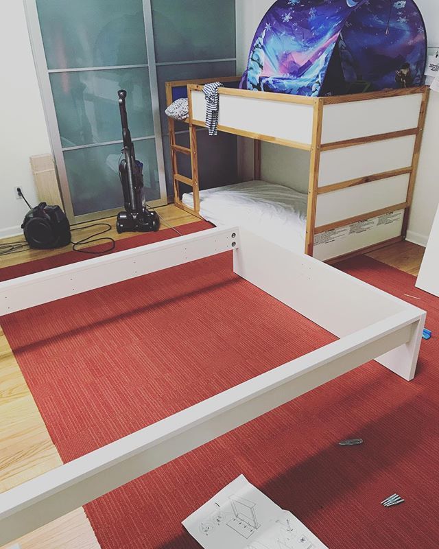 sw70th's tweet photo. Out, with the bunk bed.
In, with the big girl bed.
🛏
A few pics of our kitchen/great room as requested by @inglewood901
🔨
#sw70th #diy #kitchendesign #kitchenremodel #kitchenrenovation #designerkitchen #modernkitchen #rummer #eichler #modernarchitect… https://t.co/wOaBhVxF8q https://t.co/Pd7ITrCTh9