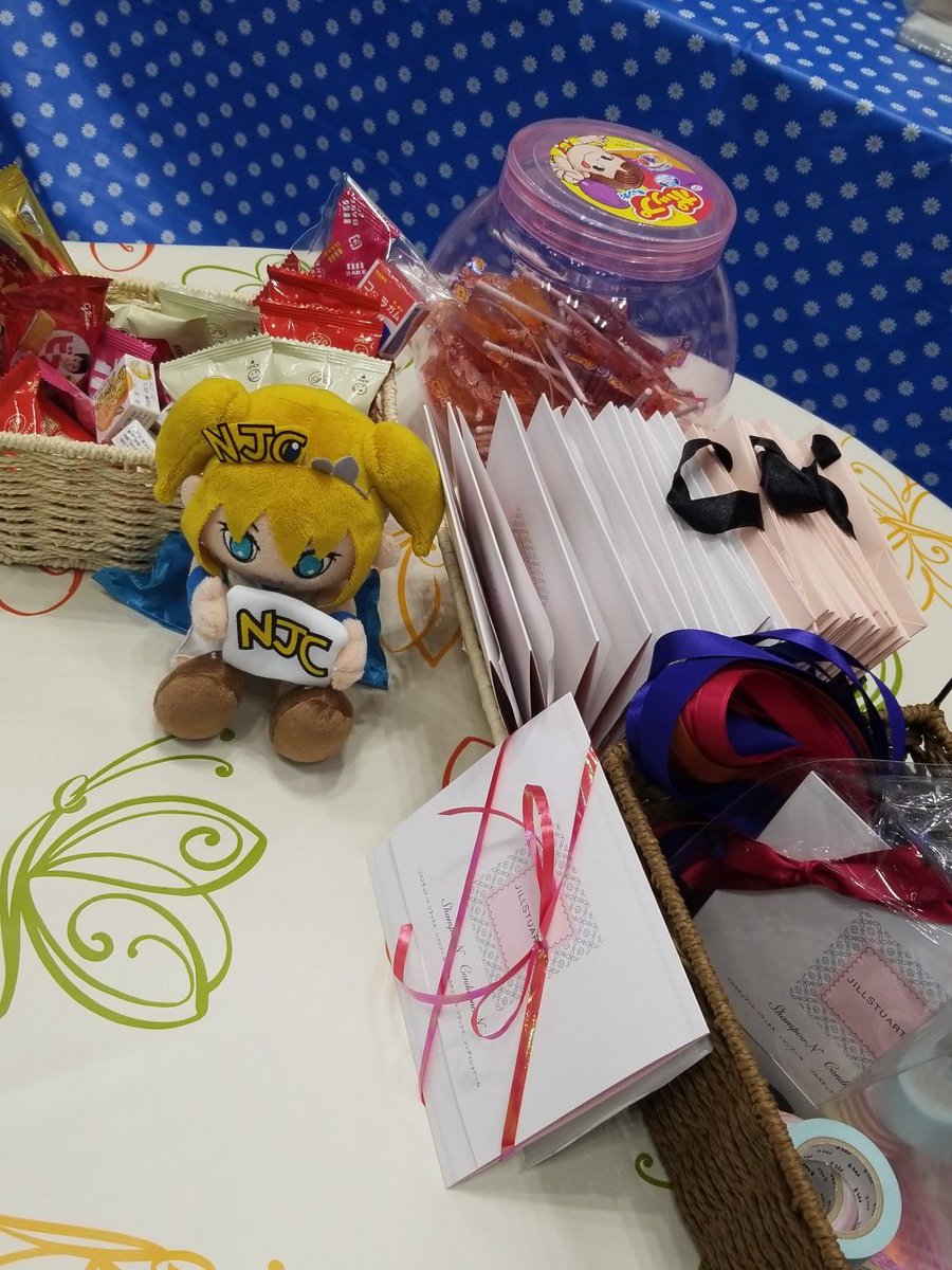 njc_003's tweet photo. 無料ラッピング体験、１１時半からです！　可愛いリボンも豊富なカラーリングをご用意して、スタッフ一同お待ちしてます！

#NSG夏フェス 
#njc
#ラッピング
#カレッジリーグ https://t.co/ZmExBjMPTZ