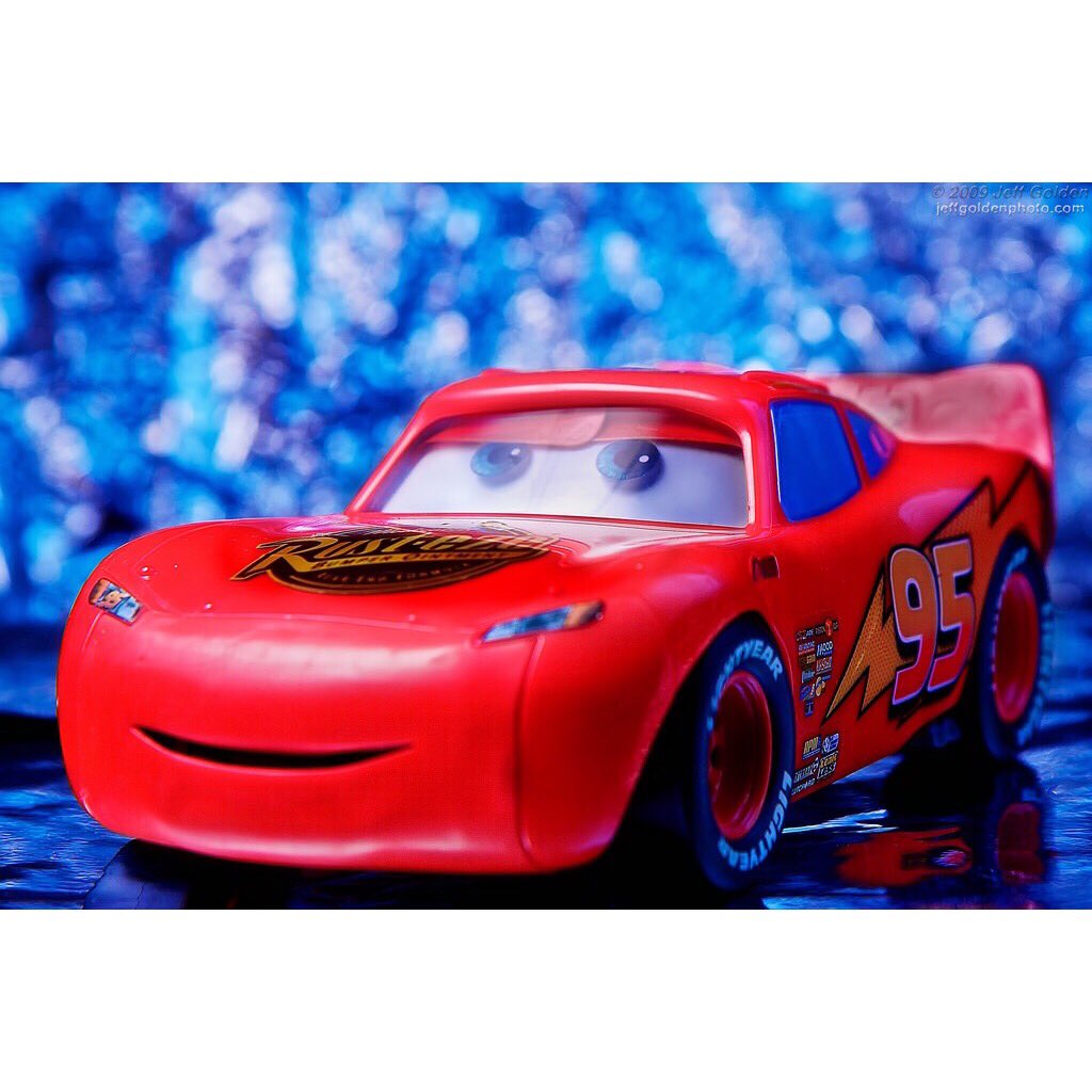 CityofNorwalkCA's tweet photo. We’re at the #NorwalkAquaticCenter getting ready for #Cars3 on the big screen! It’s #diveinmovienight! https://t.co/3d1cNfHeo7