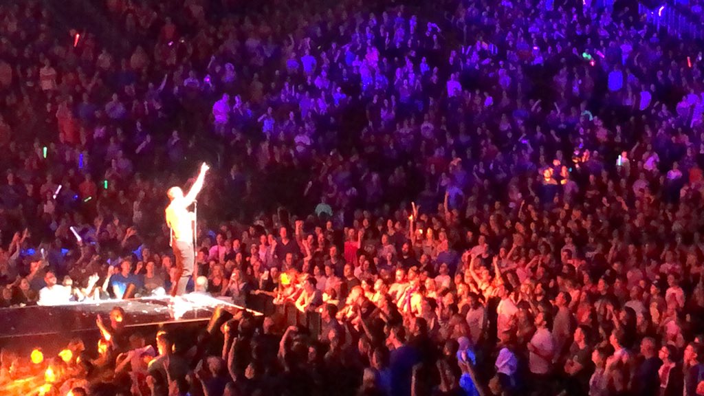 kolton_harper's tweet image. @DanReynolds @Imaginedragons @DanielPlatzman Absolutely amazing! Thank you guys for spreading positivity and hope. I definitely needed it #NotBoxed