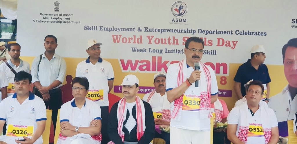 ashuagnihotri's tweet photo. We come together not just to walk and run but to achieve our goal, the mission of Hon’ble Prime Minister, which is to make India ‘ the skill capital of the world’. सीखेगा इंडिया तो जीतेगा इंडिया @PMOIndia @sarbanandsonwal @cmpatowary @MSDESkillIndia https://t.co/aR9imucPpz