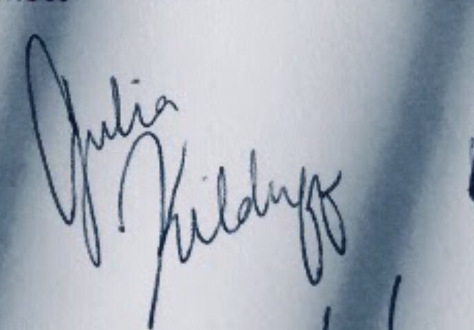 _sarahammons's tweet photo. Today my sentiment to my best friend finally came in the mail, her exact signature turned into a bracelet so I can carry Julia around with me always ❤️ https://t.co/vRc2bdtM76