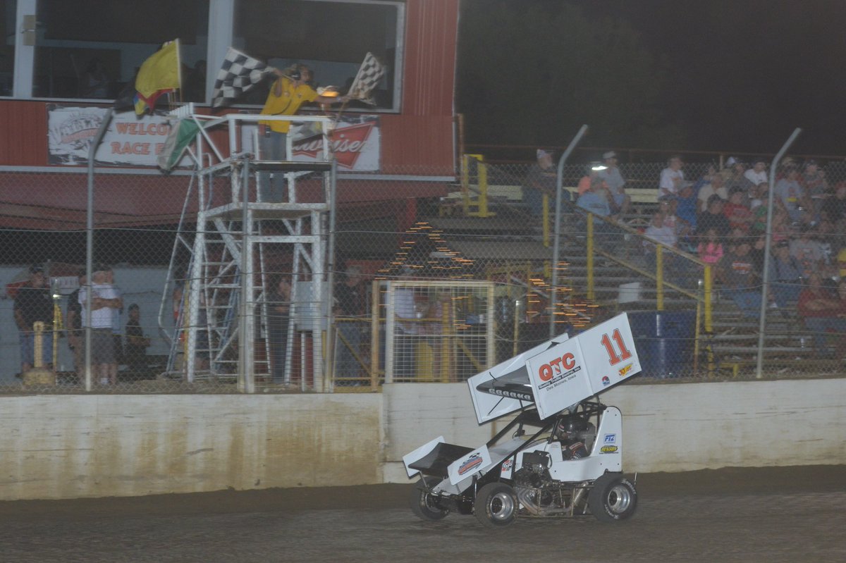 Two <a href="/BOSSChassis/">BOSS Chassis</a> sweep the final night of Thunder in the Valley @valleyspeedway. Congrats to <a href="/jake_neuman3n/">Jake Neuman</a> and Riley Goodno on picking up the wins #DriveLikeABoss