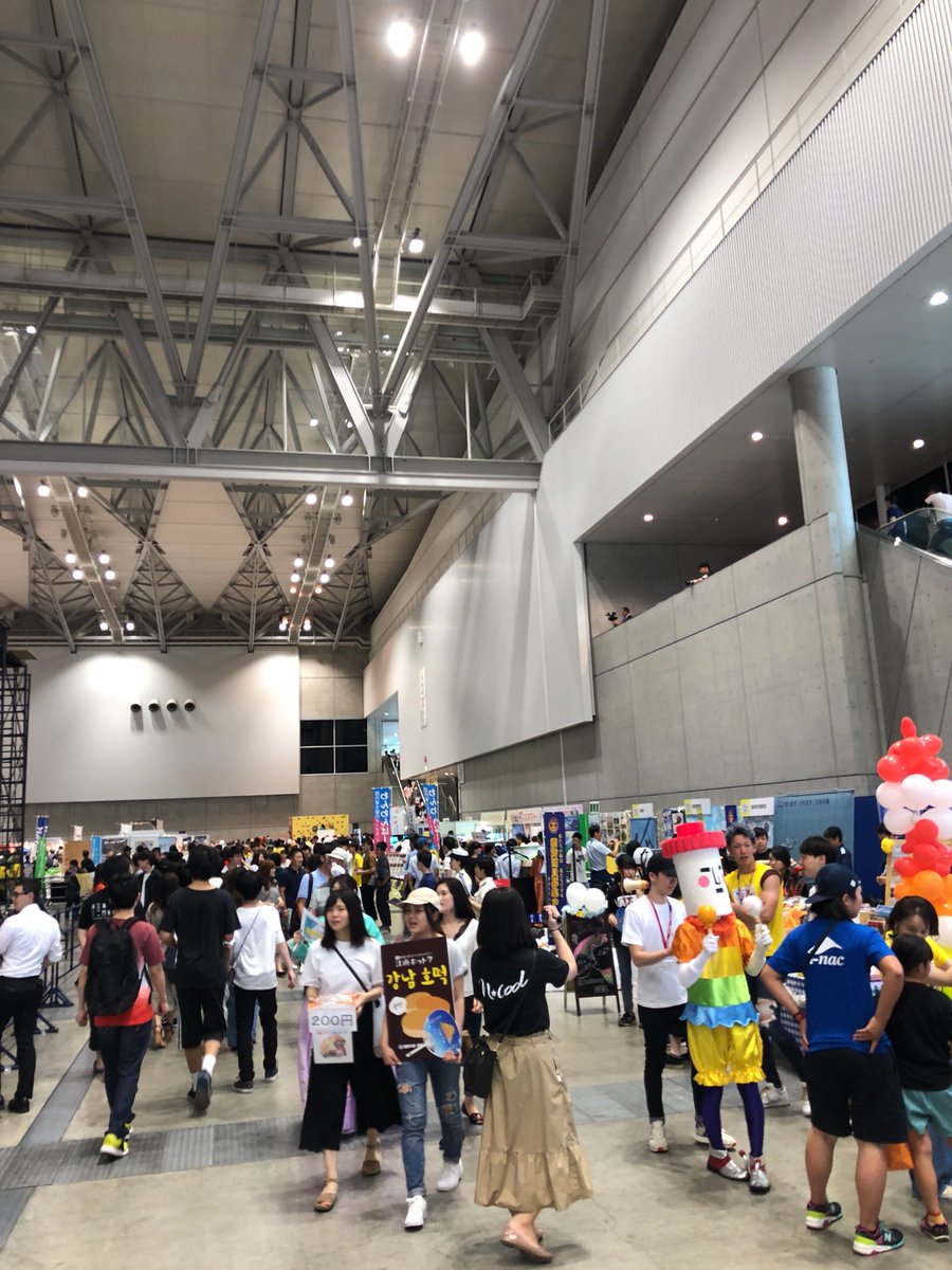 ncool_fes5's tweet photo. エヌクールブース盛り上がってます！ https://t.co/0LEI6IdTB1