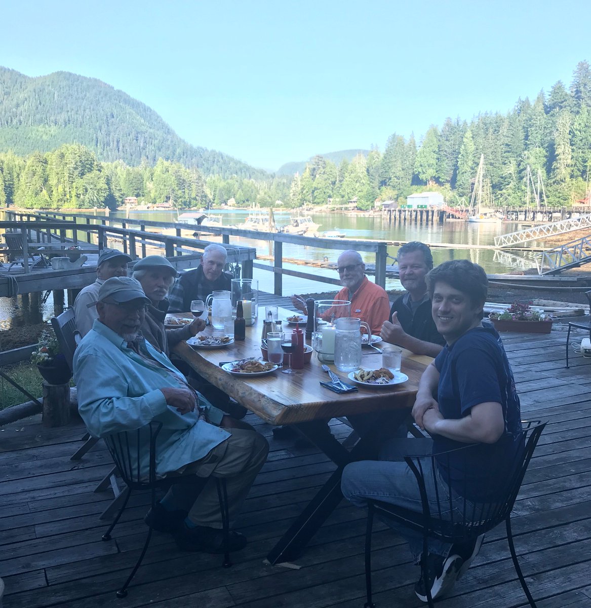 Kyuquot Beach House (fishingkyuquot) Twitter