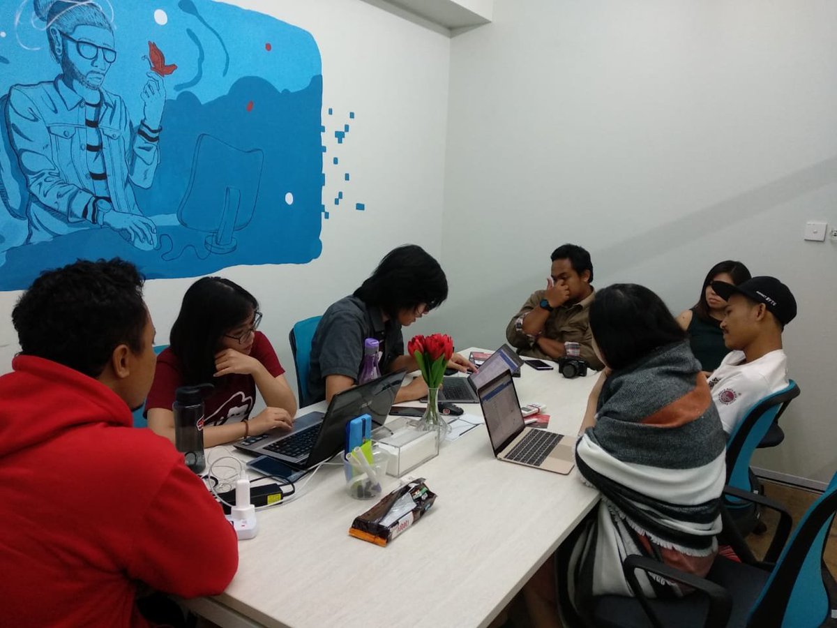 ImpactByte's tweet photo. Impact Byte is a proud partner of Glints for Glints Academy.
We will train up to 12 students for them.
Photos: Pre-test and interview situation
#ImpactByte #CodingBootcamp #MakeImpactWithYourCode #CodingBootcamp #Coding #WebDevelopment #FullStack #Frontend #Backend #Glints https://t.co/BD296YSPUm