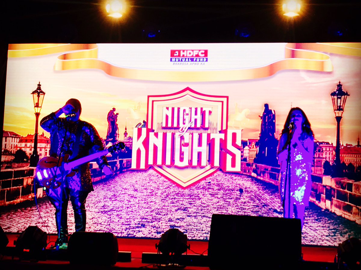 LesleLewis's tweet photo. Performing my New Show Option - DUO .. at the Zofin Palace in Prague for #HDFC #NightOfKnights #thomascook along with @kavyaa14 .. Rock &amp; Roll in Prague 😎!! https://t.co/wPt2K6HdPG