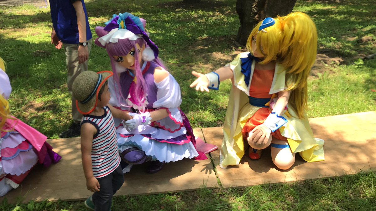いとうまりこ A Twitter プリキュアショーも観たよ 握手会に娘と息子も参加 息子 初のプリキュア握手会に緊張気味 照れてた キュアマシェリ キュアアムールかわいいな いとうまりこ A Twitter プリキュアショーも観たよ 握手会に娘と息子も参加 息子 初のプリキュア握手会に緊張気味 照れてた キュアマシェリ キュアアムールかわいいな