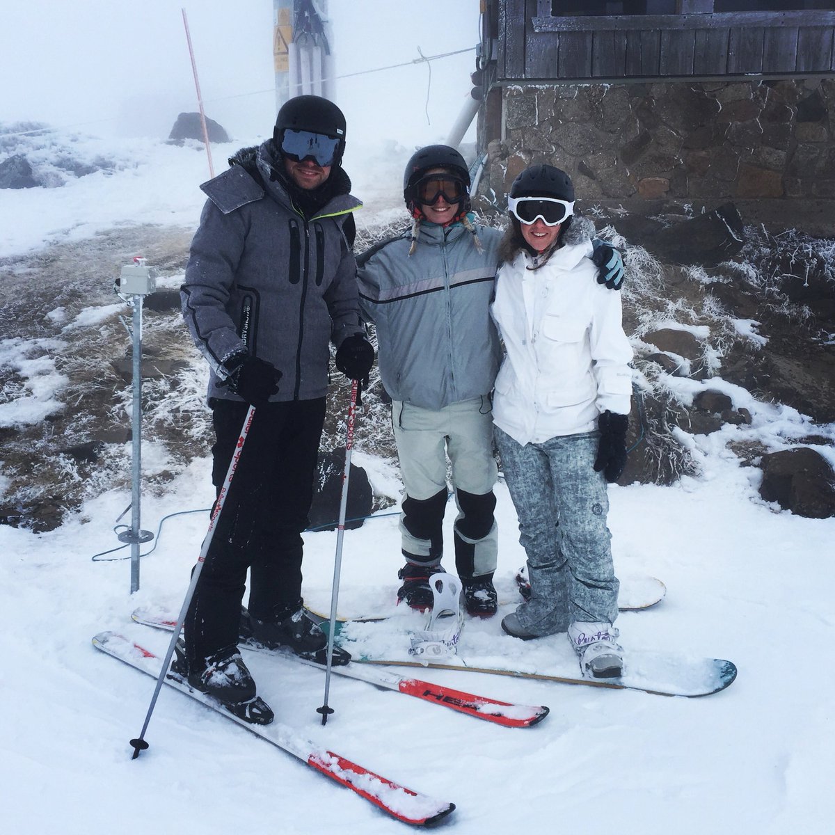 TullySmith's tweet photo. Conditions a little less than ideal today, however still carving up @mtbuller ❄️🎿 #tracesnow by @TraceUp still working a treat on @Telstra 4G 📱 Broke 70kph today ⛷#mtbuller https://t.co/BukPBzh9uv