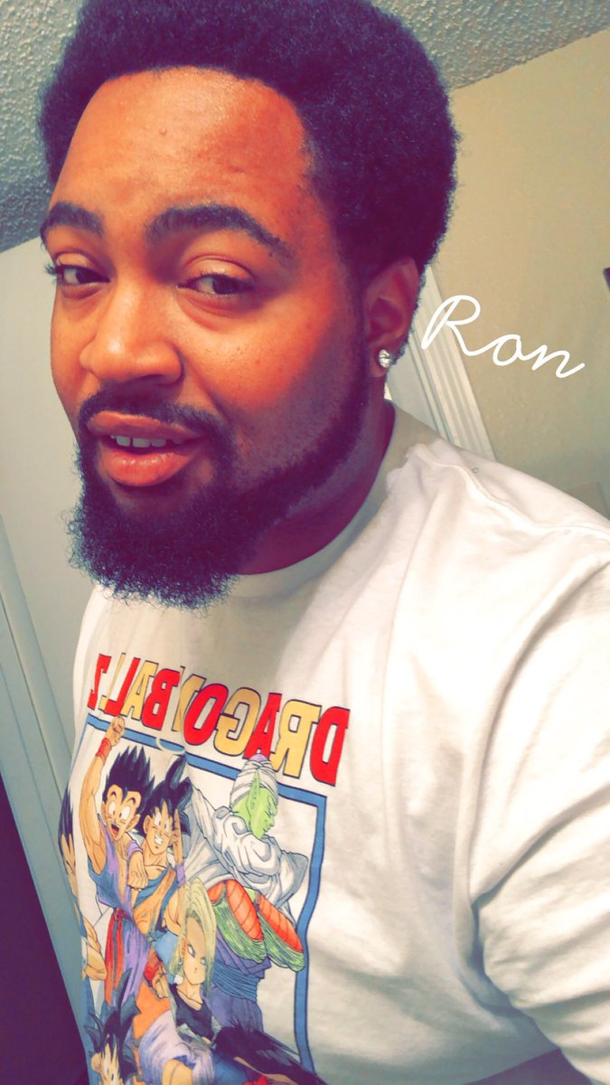 _HotBoiRonald_'s tweet photo. I smile because I know you’d want me too 💙 -Ron #Smile #ThisToShallPass #SelfLove #IThinkImCute https://t.co/qCWfwvKhBo