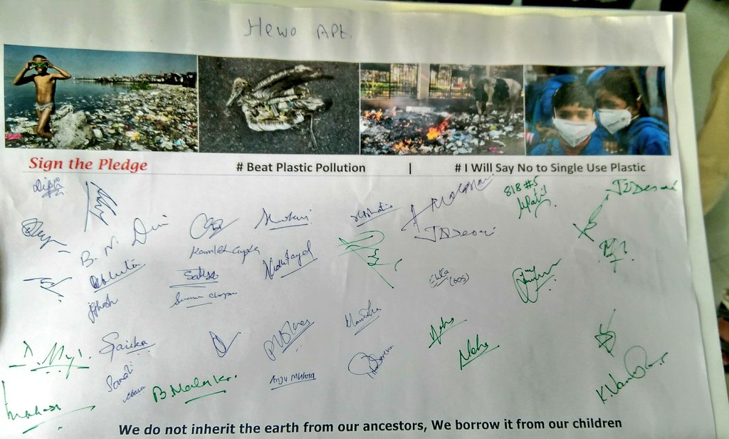 vikrantxmalik's tweet photo. Chai par charcha -2 along with signoff on the pledge to
#BeatPlasticPollution
#IwillSayNoToSingleUsePlastic
Hewo Apartments Part 1 residents r committed to a 100% waste #AlagKaro society by Aug 1st, & kick-start utilization of #sec56 @MunCorpGurugram composting site https://t.co/2t7YiD4WPc