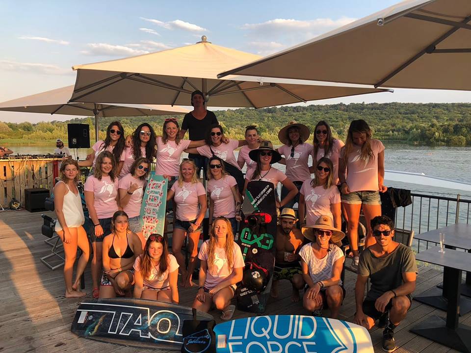 FFSNW's tweet photo. #ChicksonTour
Très belle seconde étape au Téléski Nautique de Jablines-Annet avec plus de 30 filles sur le ponton pour découvrir le #Wakeboard et les plaisirs de la glisse.
#Developpement #PlandeFeminisation #PassionGlisse https://t.co/GGW63Tc1IQ