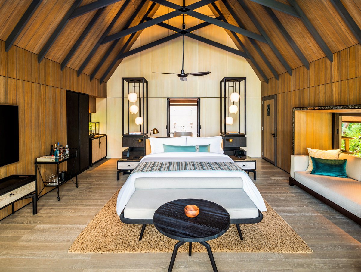 BuddhaConnect's tweet photo. With an appreciation for the environment, there is no other destination quite like this exquisite #beach #resort on Vommuli Island. @StRegisMaldives is the perfect retreat in the #IndainOcean. Like what you see? Want to know more? Get in touch with us @BuddhaTravelUK #Honeymoon https://t.co/njoAN4z1XT