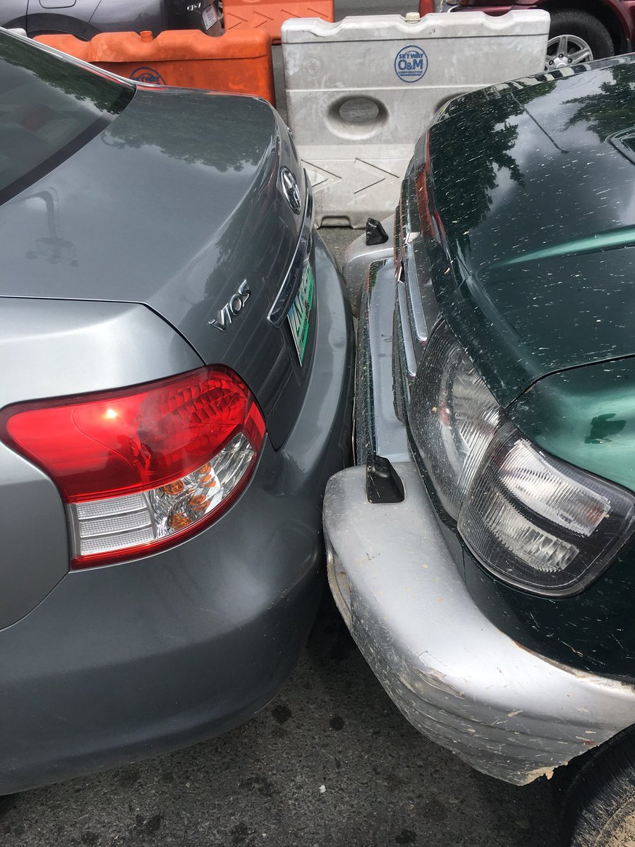 RaymondRamos_'s tweet image. Kiss from behind. 🤦🏻‍♂️