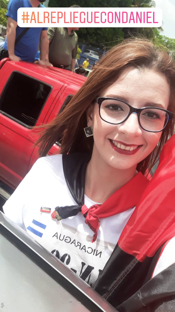 PalomaLibre2607's tweet photo. Yo me fui #AlRepliegueConDaniel a conmemorar nuestro 39 aniversario del repliegue táctico a Masaya.
Yo marche hacía nuevas victorias.
La .marcha hacia las victorias no se detiene! ❤🖤🇳🇮🕊
#AquiNicaraguaLibre #NicaraguaQuierePaz https://t.co/mcLrujT5GD