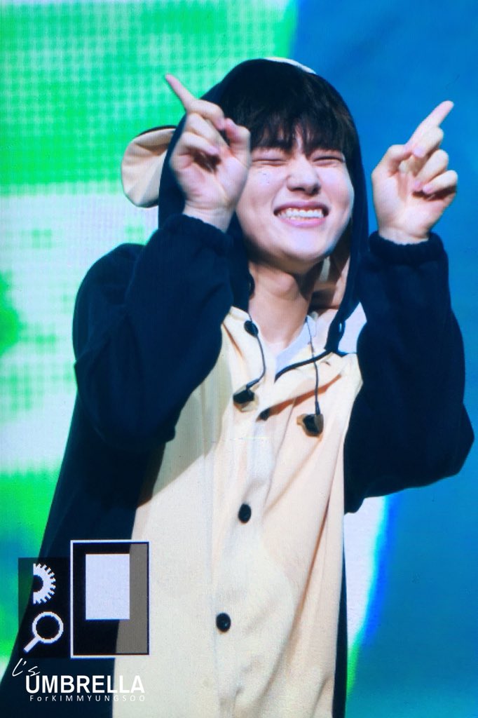 umbrella__l's tweet photo. 180715  Kim Myung-Soo 1st FanMeeting in SEOUL #명수 #엘 더 귀엽게, 더 상큼하게, 더 깜찍하게! https://t.co/XxauIWvQUM